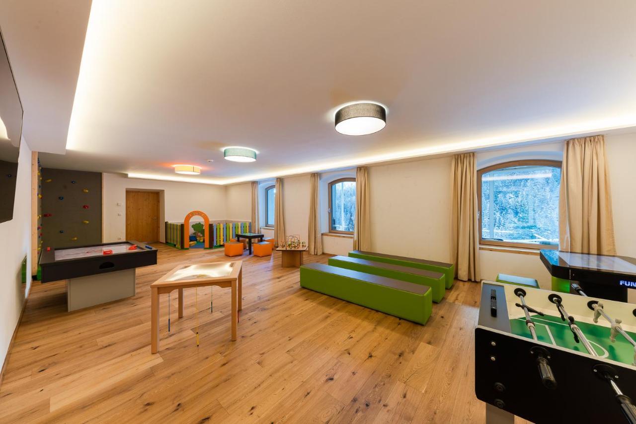 טראפוי Hotel Madatsch מראה חיצוני תמונה
